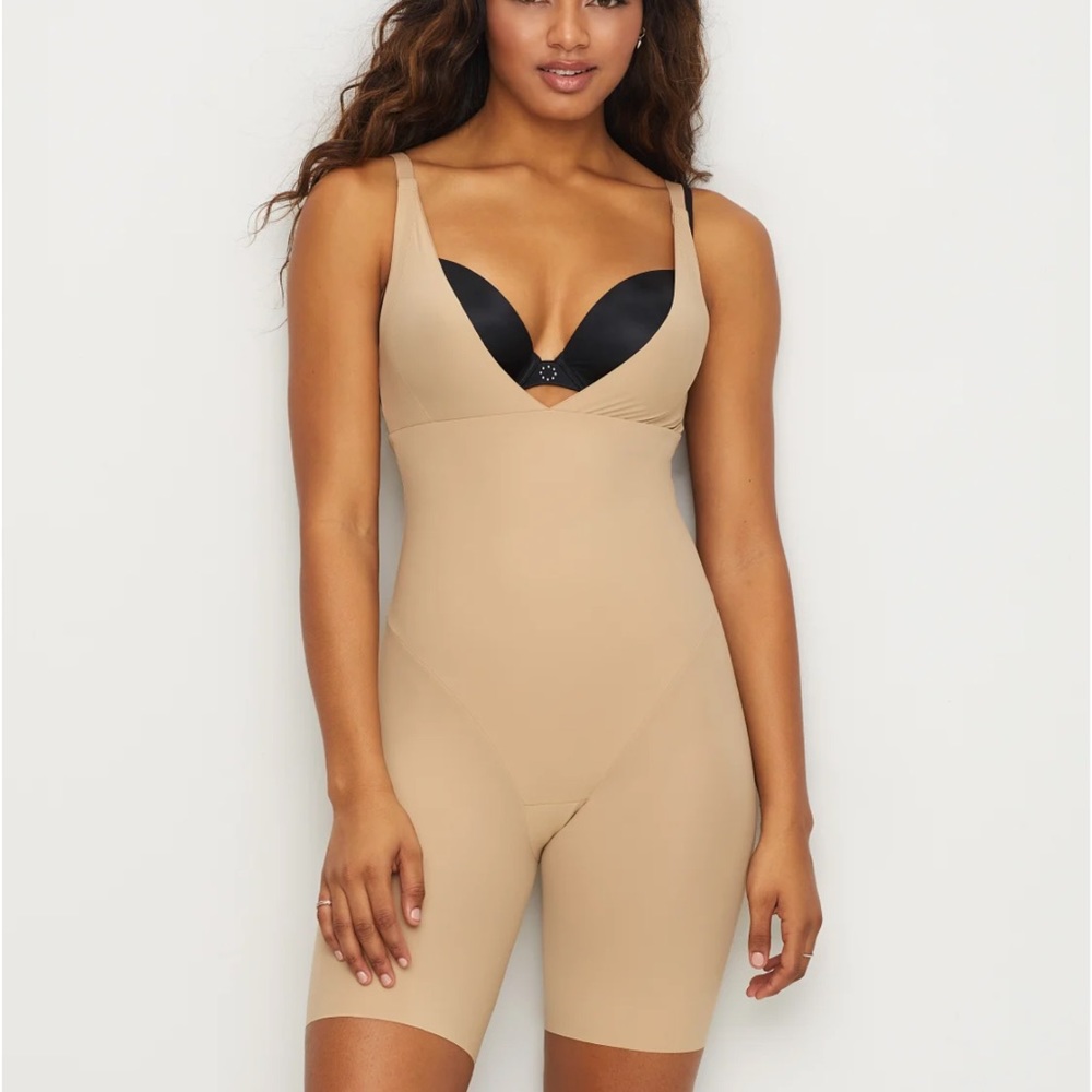 Maidenform Shapewear Bodysuit Adjustable V-Neck Firm Control Nude Size Small - Picture 2 of 14